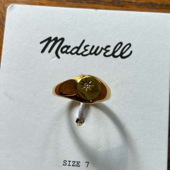 Madewell ring with starburst stone. Size 7 - Picture 2 of 4